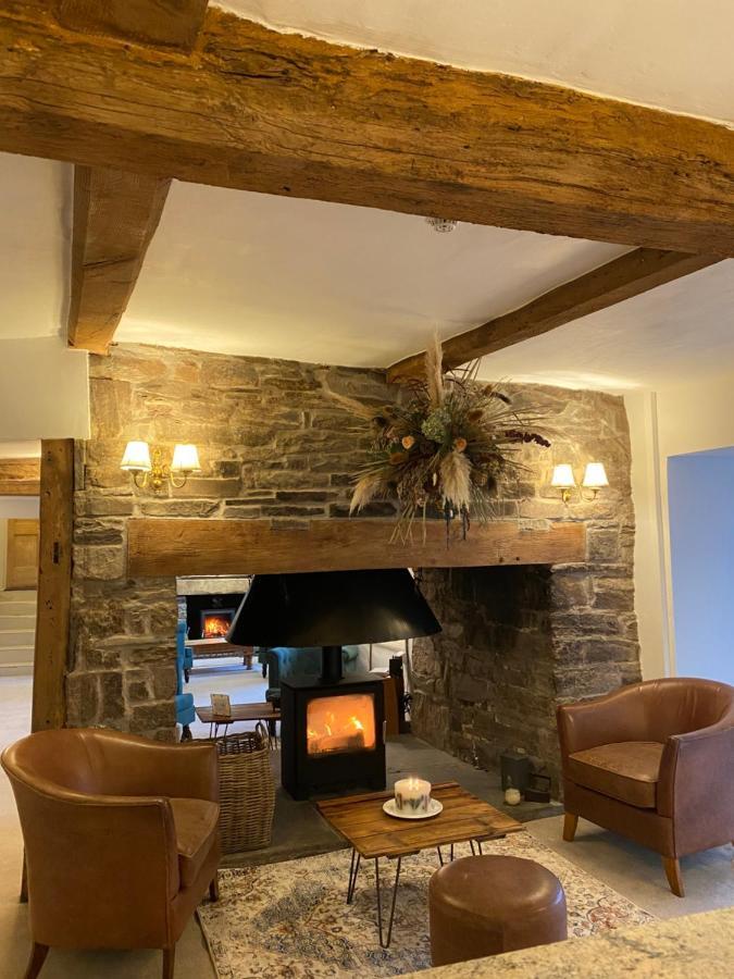 Three Cocks Hotel Brecon Esterno foto